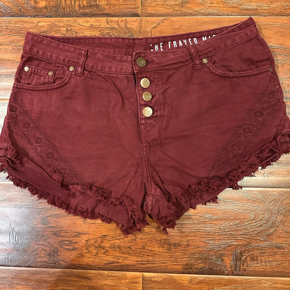 Cotton On Burgundy High-Waisted Jean Shorts with Frayed Hem
